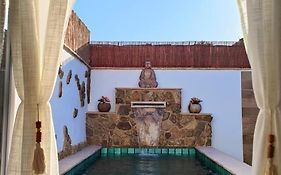 Casa la colmena